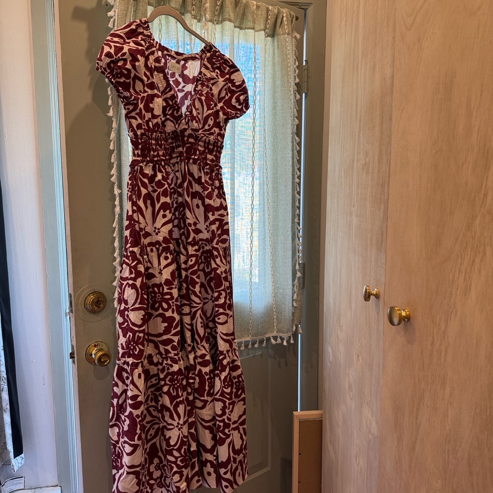 SAYLOR Burgundy Floral Maxi Dress - Picture 4 of 7